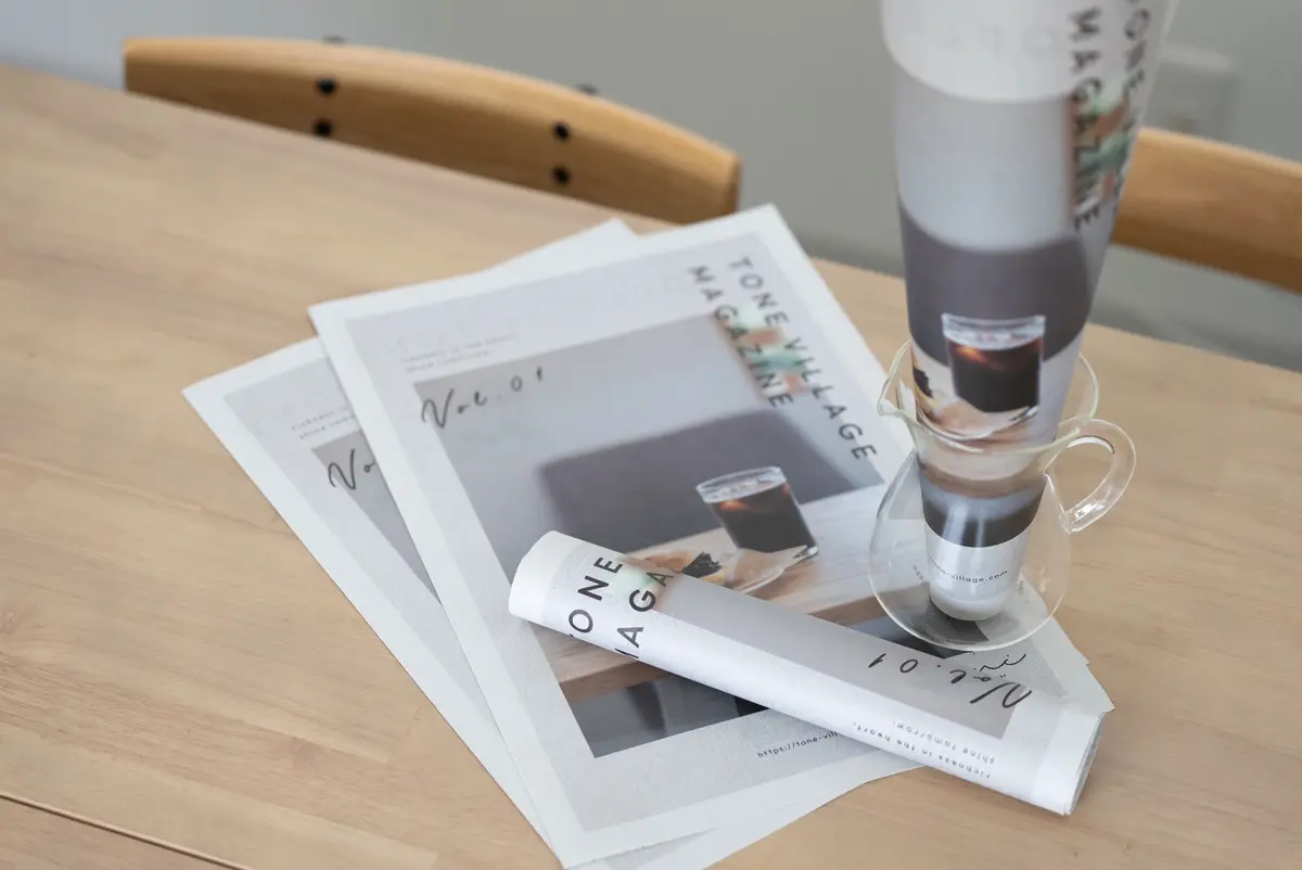 TONE MAGAZINEタブロイド版を配布しています