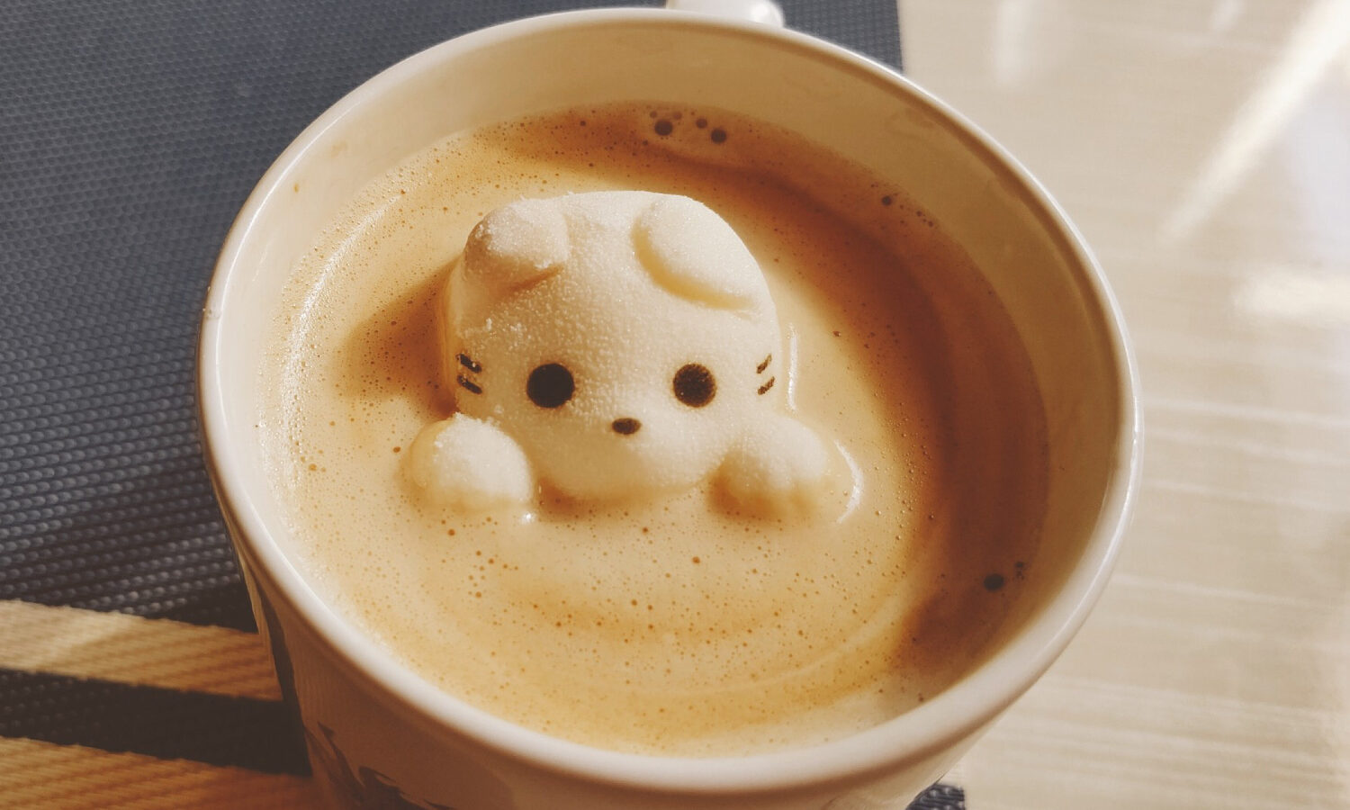 猫マシュマロで癒しのひと時。